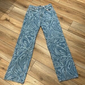 H&M DIVIDED HIGH-RISE STRAIGHT LEG JEANS